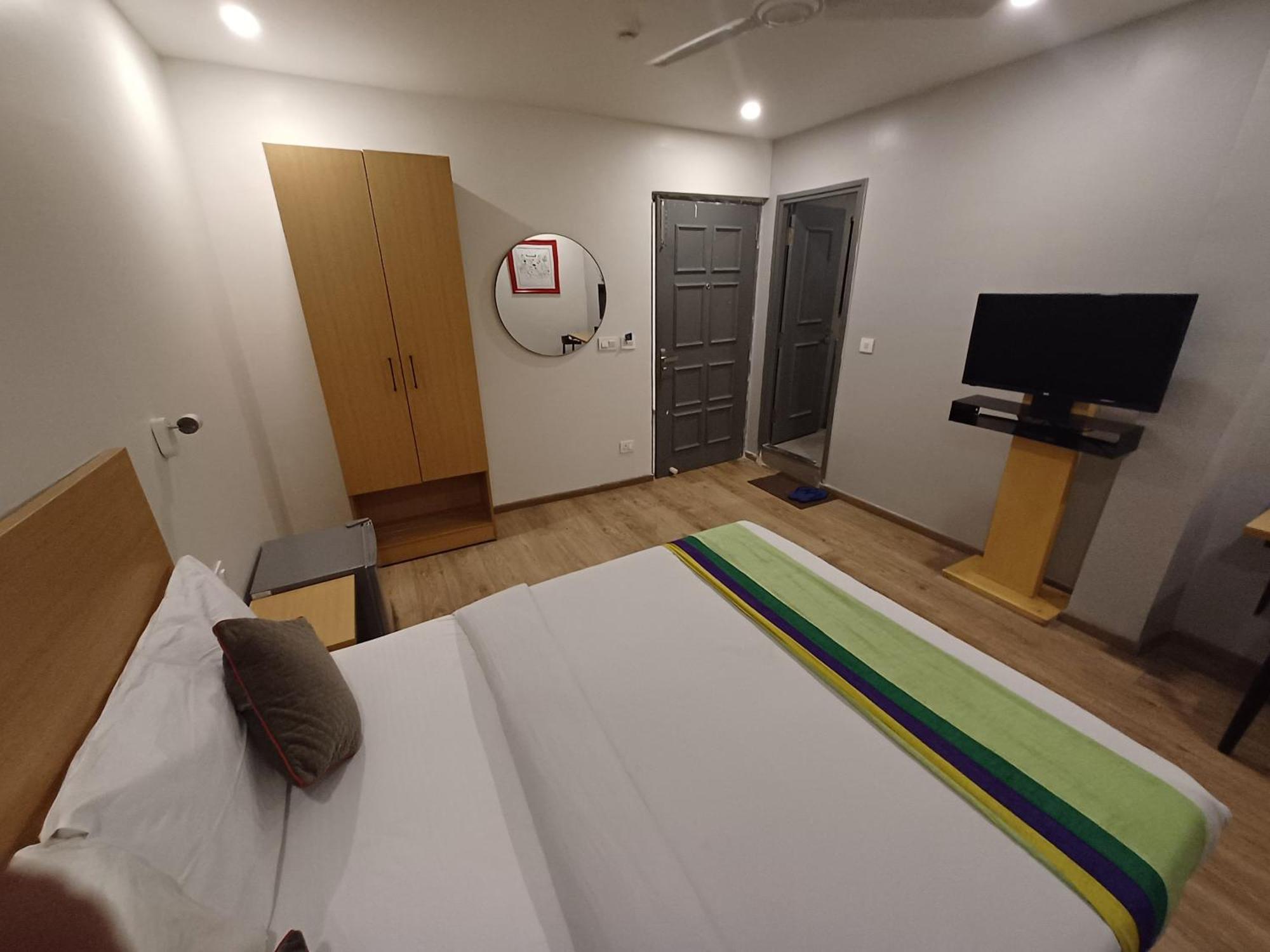 Hotel Chetram Elite Near Railway Station Jaipur Ngoại thất bức ảnh